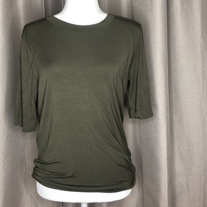 Banana republic tee, nwt